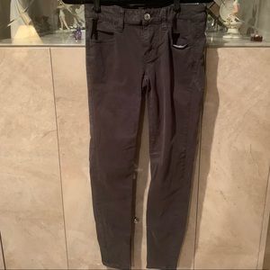 American Eagle Super Stretch Size 4 Jegging
